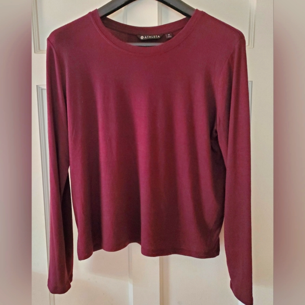 Athleta Long Sleeve TShirt